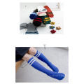 Algodón al por mayor en stock calcetines escolares de tubo largo para niñas con rayas